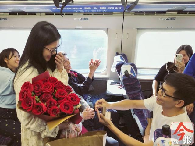 亚博官网-科维托娃遭遇二十持续失利，掘金教练压力巨大！观众掌声雷动-亚博官网